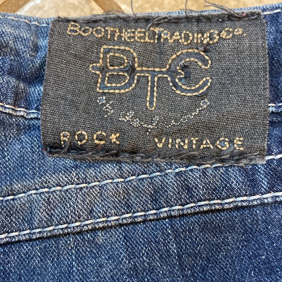 BootHeel Trading Co by Sheryl Crow Fontana Boot Cut Jeans - Picture 11 of 13